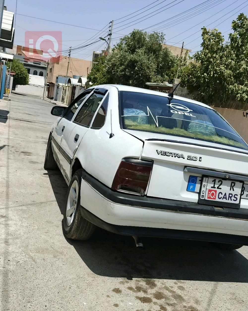 اوبل فيكترا
